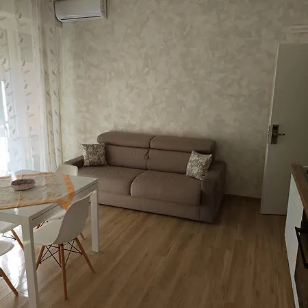 Onda Marina 1 لا سبيتسْيا